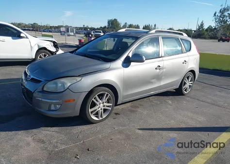 2011 Hyundai Elantra Touring Se z USA, uszkodzony, nr VIN KMHDC8AE3BU125261